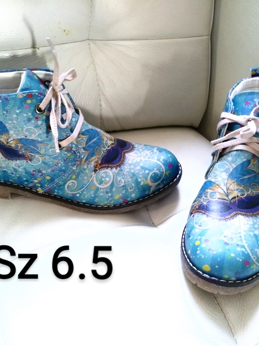 Blue Floral Lace-Up Women’s Ankle Boots with Butterfly Accent